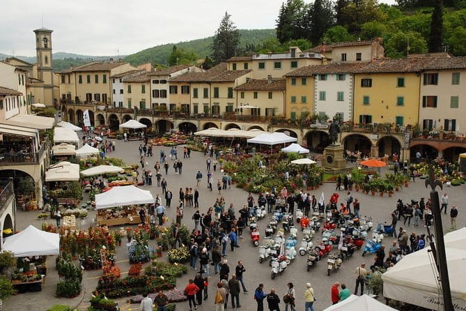 Tour of Chianti for small groups departing from Florence or surroundings - The morning flow: pickup from Florence and Chianti’s northern roads