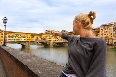 Treasure Hunt in Florence for Families - Stop 1: Piazza Signoria and the political center maze