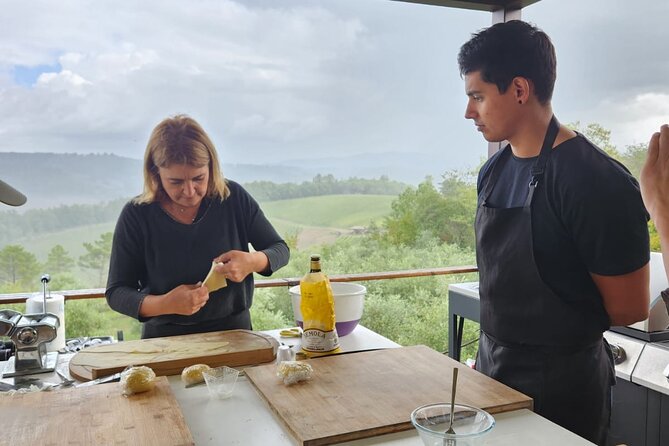 Truffle Hunting in Chianti, pasta class and lunch - Who should book this Chianti truffle hunt and pasta class