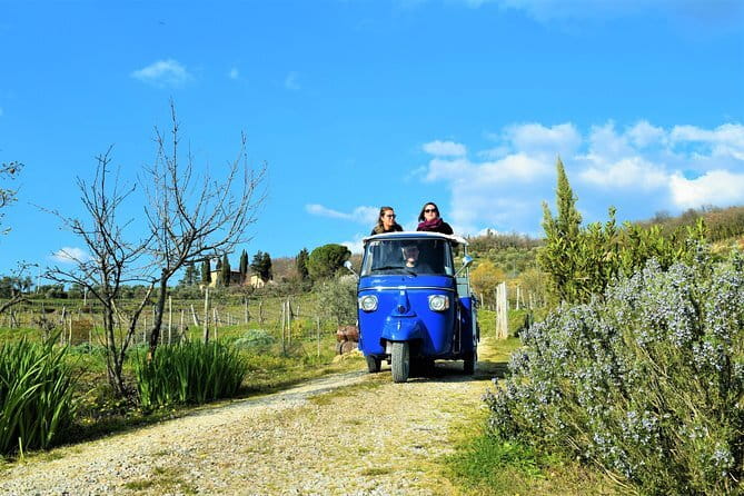 Tuk tuk in Chianti - Key things you’ll notice