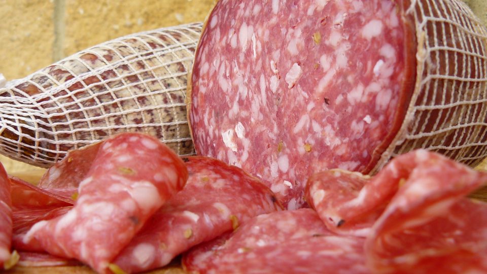 Tuscan Delicious Food Degustation Private Tour - Ponte Vecchio: crossing the postcard and hearing what matters