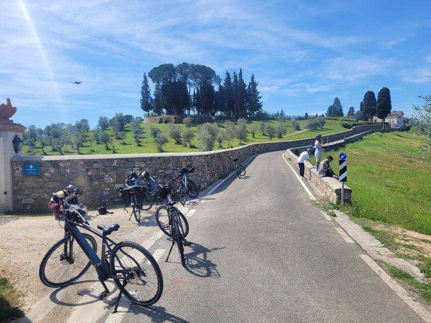 Tuscany Hills Bike Tour with Lunch at farm and Wine Tasting - Key moments that make this tour worth your time