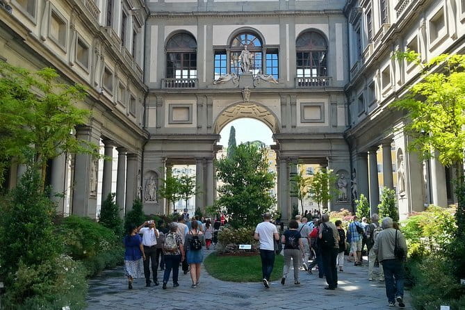 Uffizi Gallery: Self-guided App Visit & Optional Accademia Museum - Navigation reality check: where phones help, and where they can fail