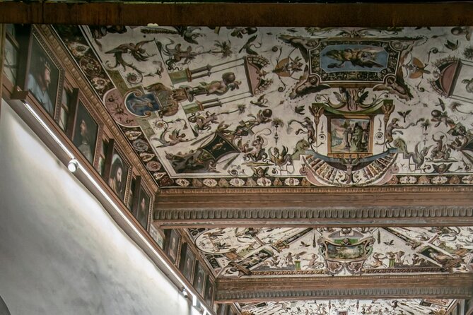 Uffizi Gallery Tour for Kids & Families in Florence with Child-friendly guide - Why the “Custom for Families” Format Is Better Than Wandering