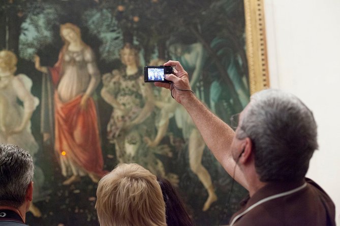 Uffizi Masterclass with Art Expert in Florence - How the guide turns famous names into real context