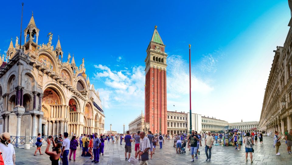 Venice in One Day: Guided Tour From Florence - Getting there on time: the Piazzale Montelungo meeting point