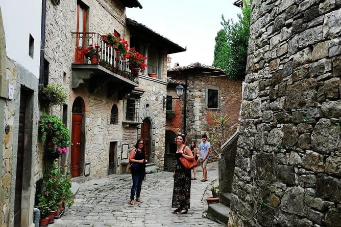 Villages of Chianti with lunch and tasting in Open Top Van - Key things I’d bet on