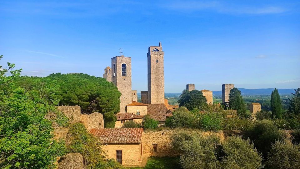 Visit Siena and San Gimignano with lunch at a family farm - Price and Value: What $259 Buys You in Tuscany