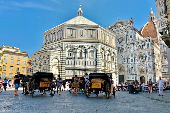 Walking Guided Tour of Florence landmarks - Where you start and how the route lands at Ponte Vecchio