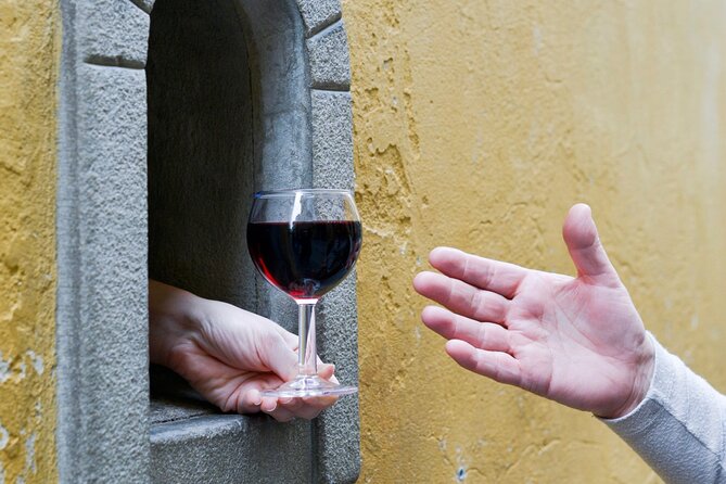 Walking Tour and Wine Experience in Florence - Walking Route That Starts Big: Piazza di San Lorenzo to Piazza della Signoria