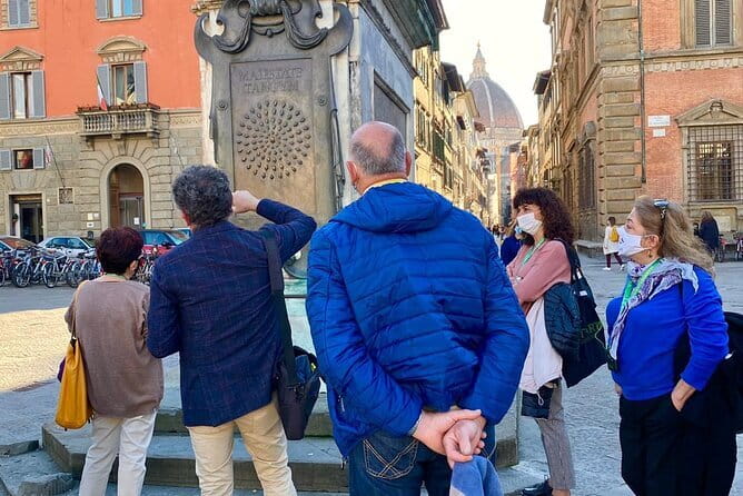 Walking tour of Florence with a private Florentine Tourist Guide - Starting at Piazza San Marco: a clean, outdoor-friendly orientation
