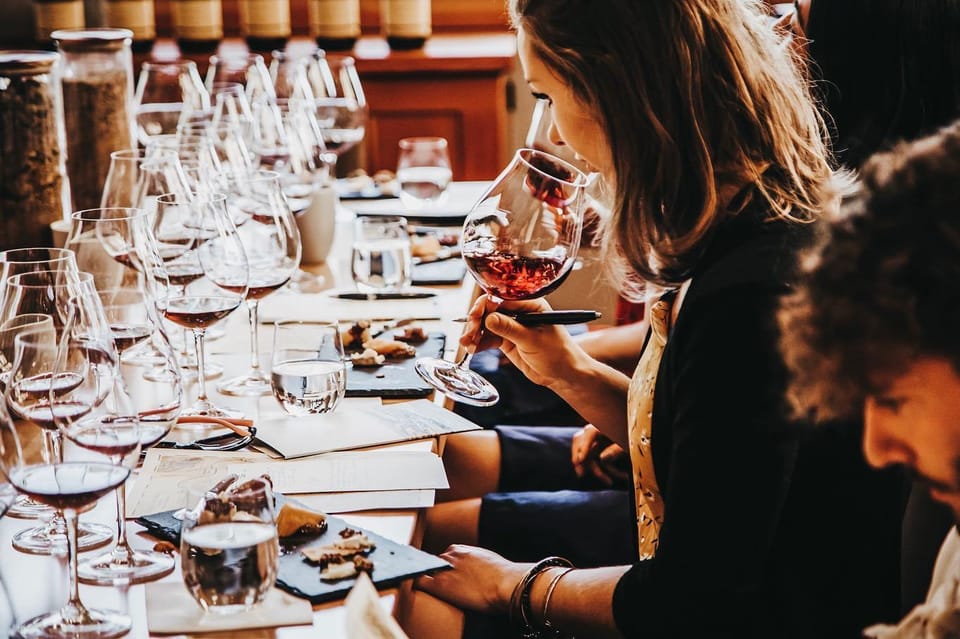 Wine Tasting and History small groups-Florence Uncorked - Who this works for best (and who should skip it)
