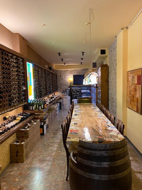 Wine Tasting Experience in Florence city centre - Enoteca tasting snacks: 3 bruschetta types that keep you going