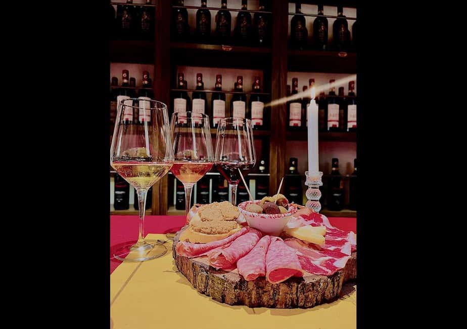 Wine Tasting Experience with Seven Types of Tuscan Wine - Practical tips to get more from the glass