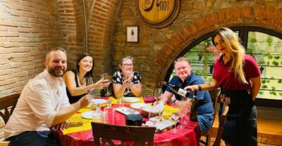 Wine Tasting Experience with Three Types of Tuscan Wine - The 1-hour flow: Vernaccia/Vermentino, Bolgheri Rosso, Chianti Riserva